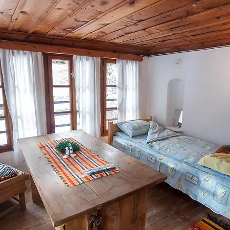Hadzhiiskata Guest house *